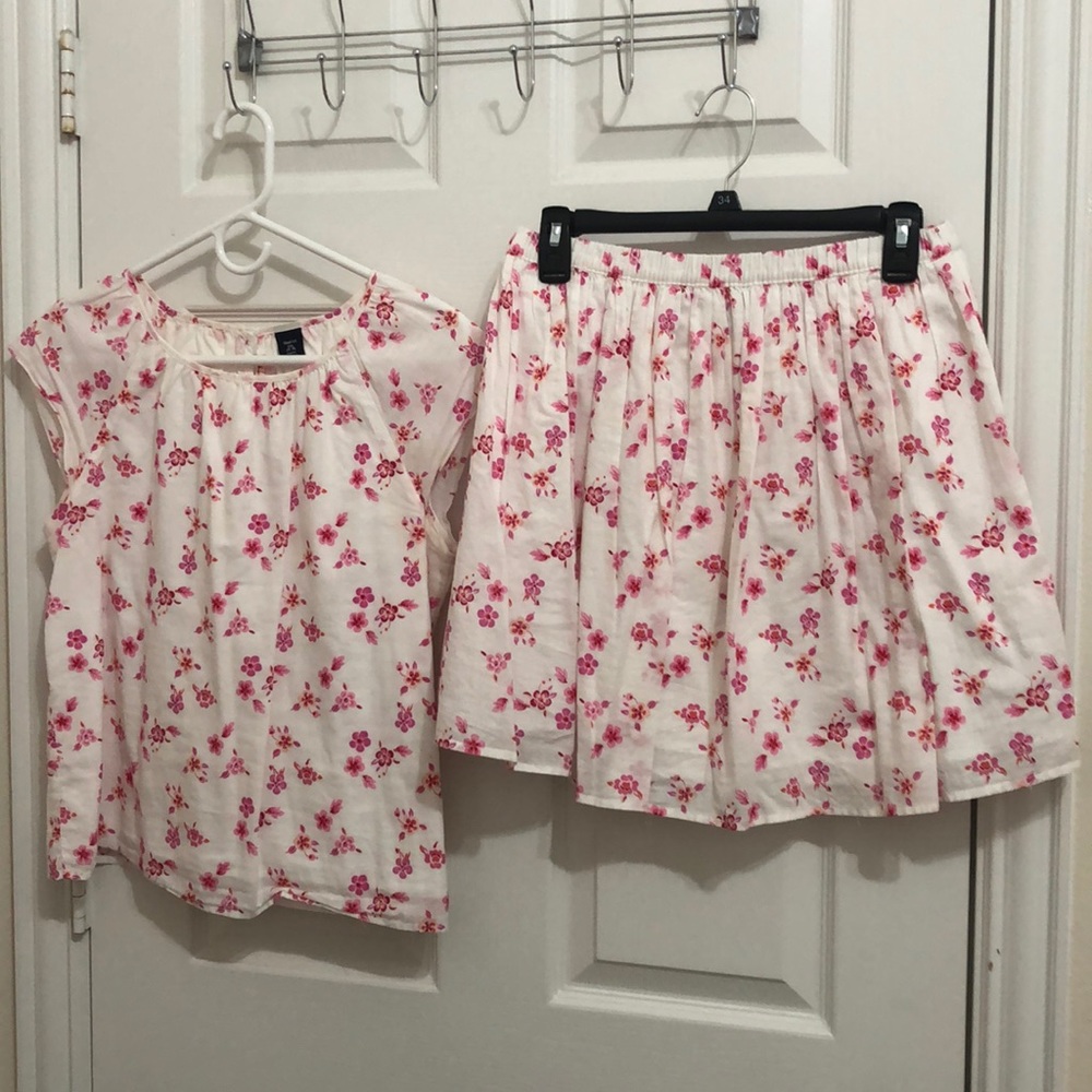GAP KIDS shirt and skirt